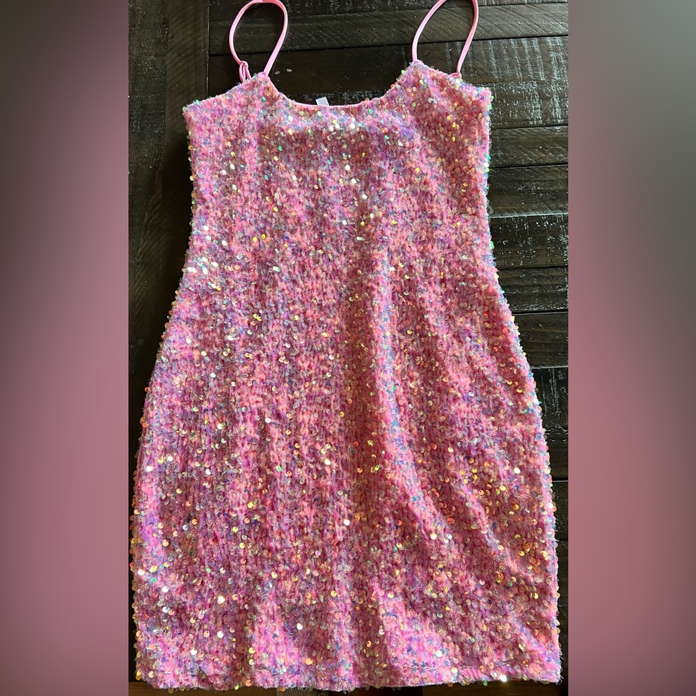 Lucy in the Sky Pink Sequence Dress; Size M; New-no tags